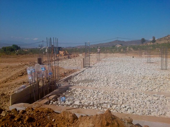 426798_491958940821129_106140883_n