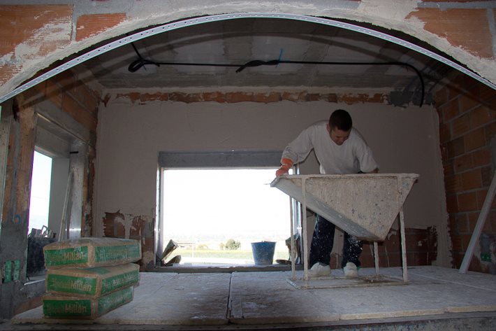 67087_563836676966688_35279428_n