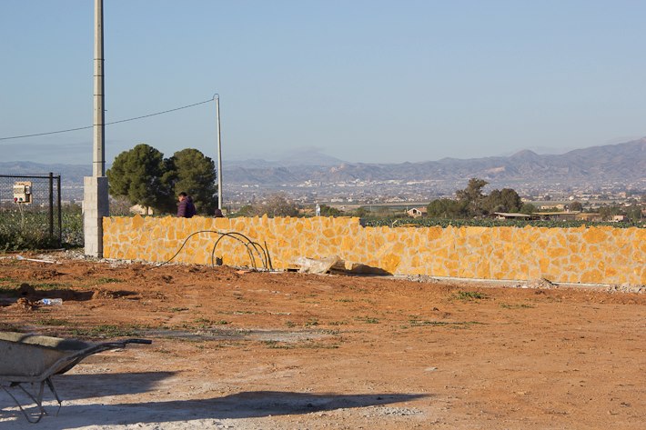 14854_603576739659348_1317158151_n